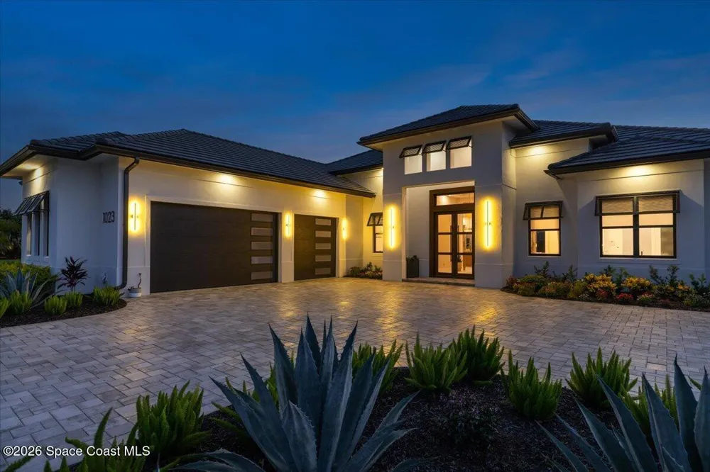 1023 W Polo Grounds Drive Vero Beach, FL 32966
