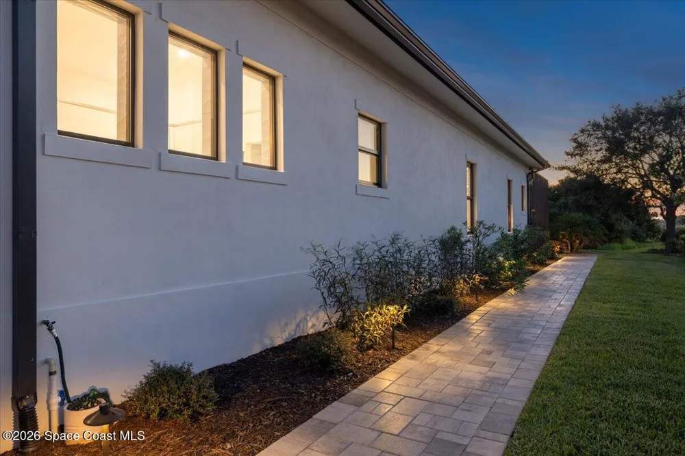 1023 W Polo Grounds Drive Vero Beach, FL 32966