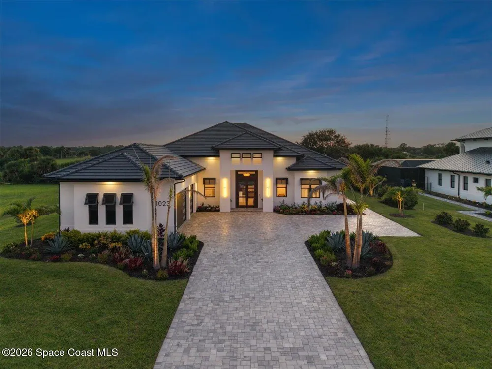 1023 W Polo Grounds Drive Vero Beach, FL 32966