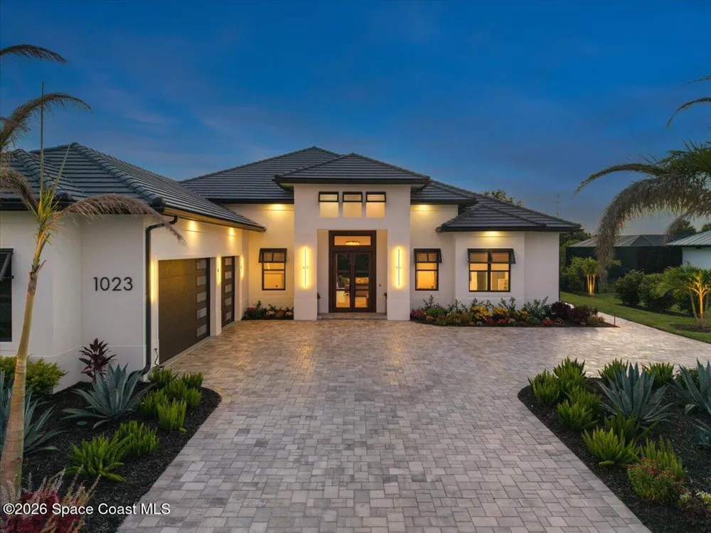 1023 W Polo Grounds Drive Vero Beach, FL 32966