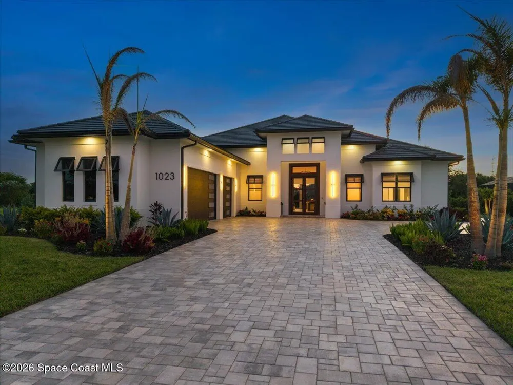 1023 W Polo Grounds Drive Vero Beach, FL 32966