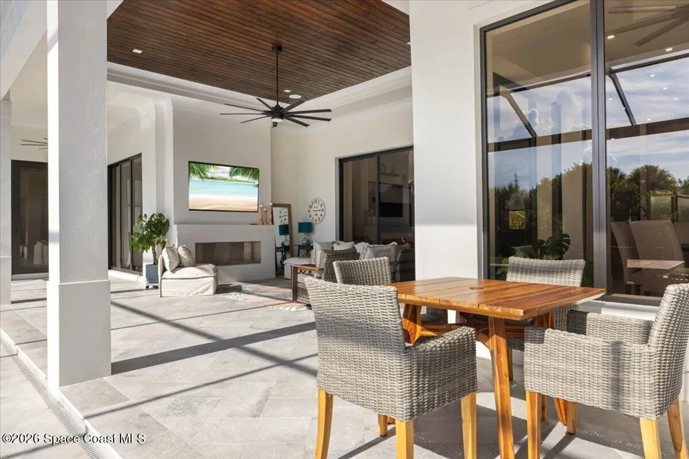 1023 W Polo Grounds Drive Vero Beach, FL 32966