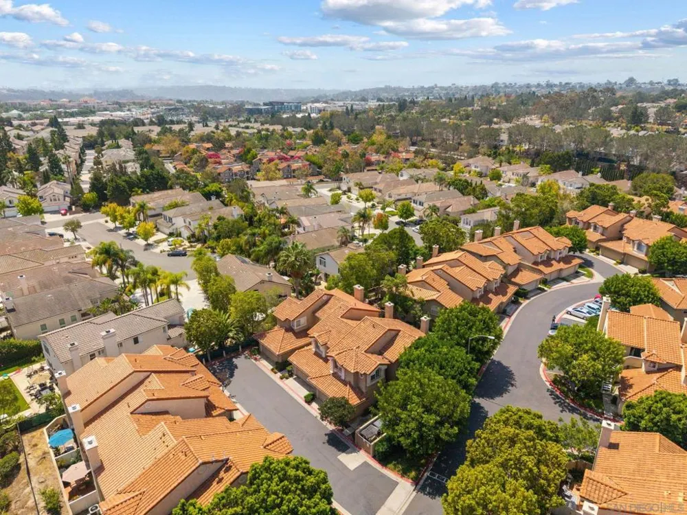 3821 Creststone Pl. San Diego, CA 92130