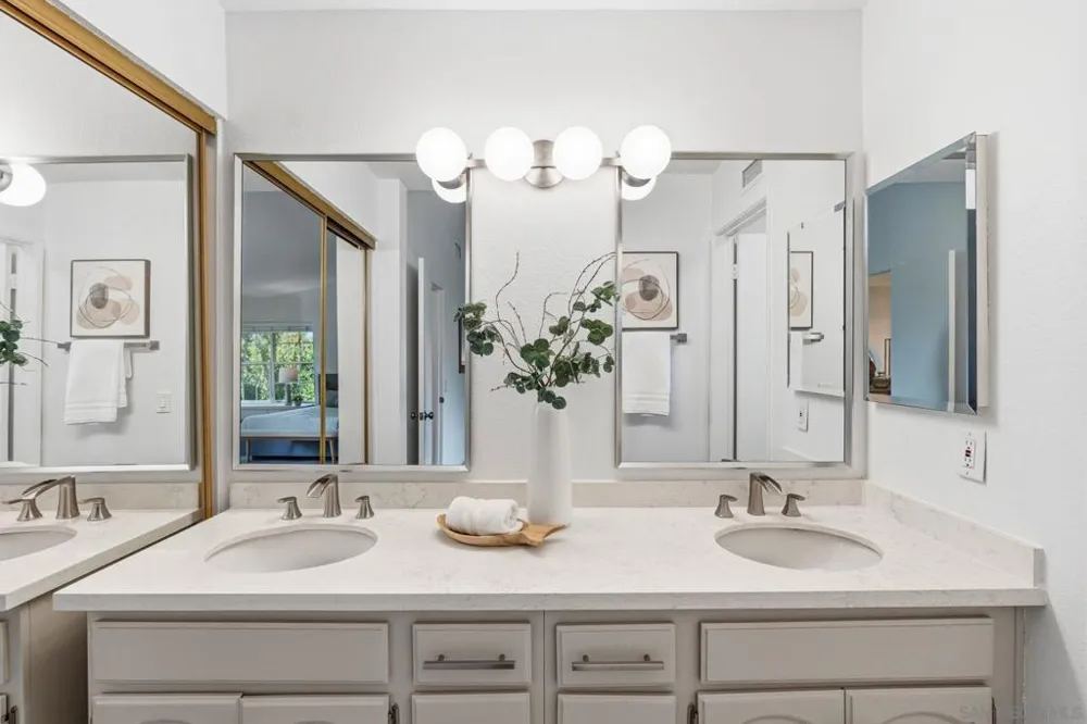 3821 Creststone Pl. San Diego, CA 92130