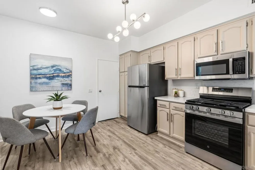 3821 Creststone Pl. San Diego, CA 92130