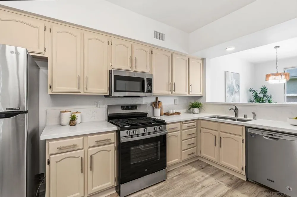 3821 Creststone Pl. San Diego, CA 92130