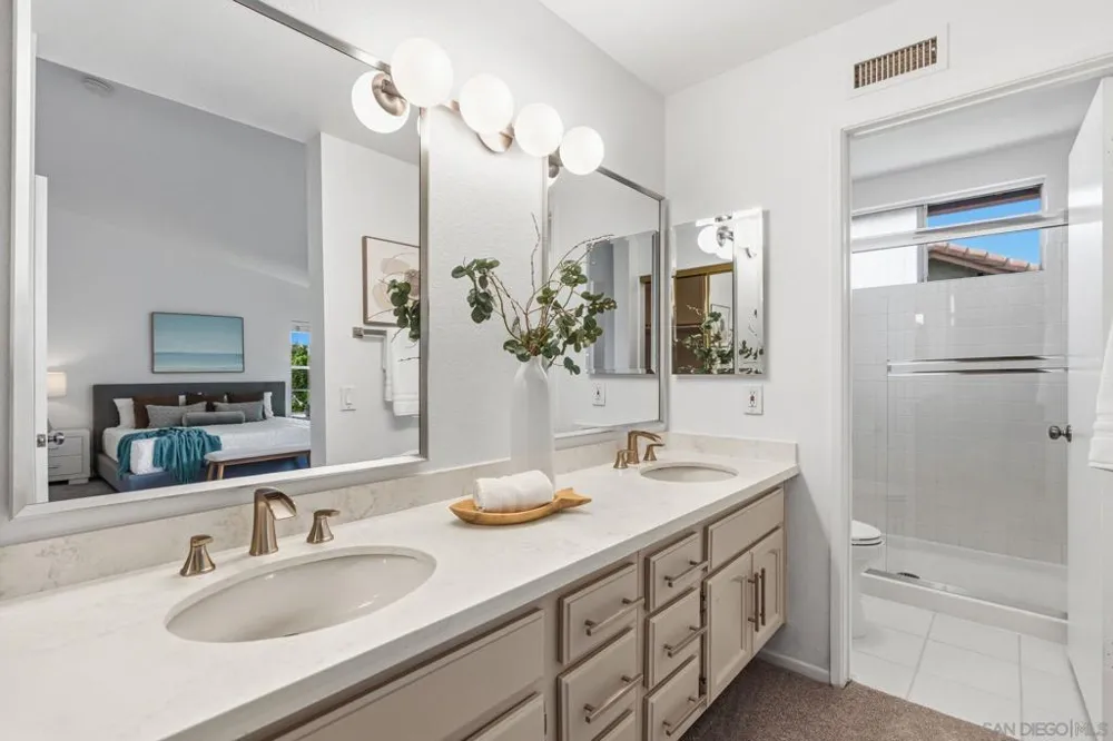 3821 Creststone Pl. San Diego, CA 92130