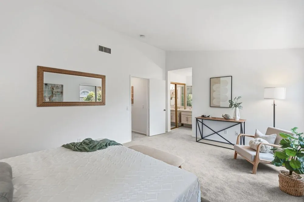 3821 Creststone Pl. San Diego, CA 92130