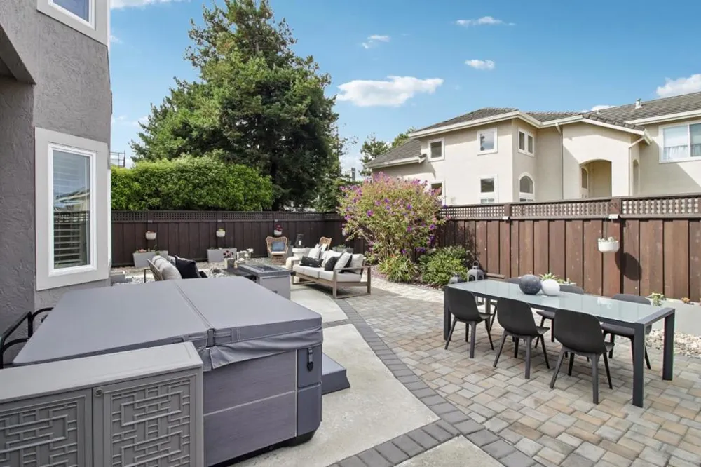 316 Eagle Trace Drive Half Moon Bay, CA 94019