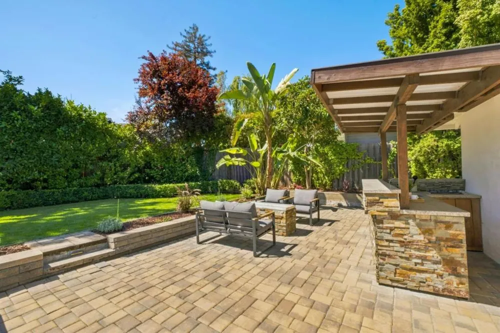 314 Outer Circle Redwood City, CA 94062