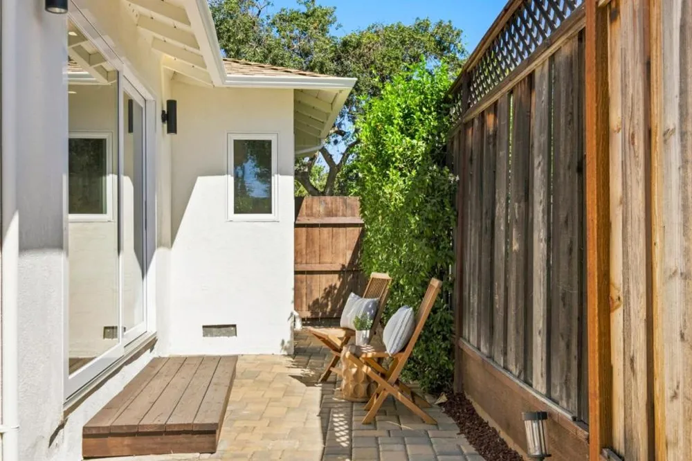 314 Outer Circle Redwood City, CA 94062