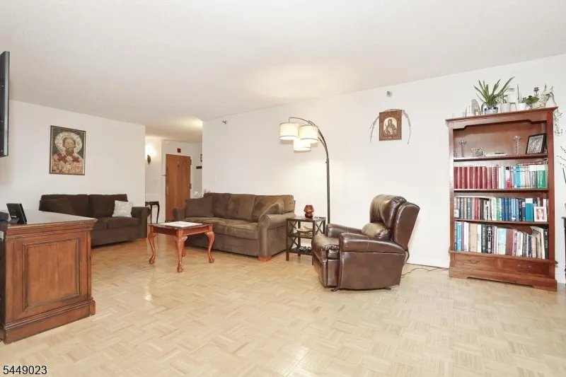316 Prospect Ave #4K Unit 4K Hackensack City, NJ 07601