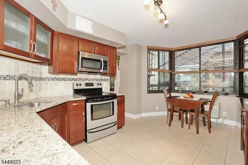 316 Prospect Ave #4K Unit 4K Hackensack City, NJ 07601