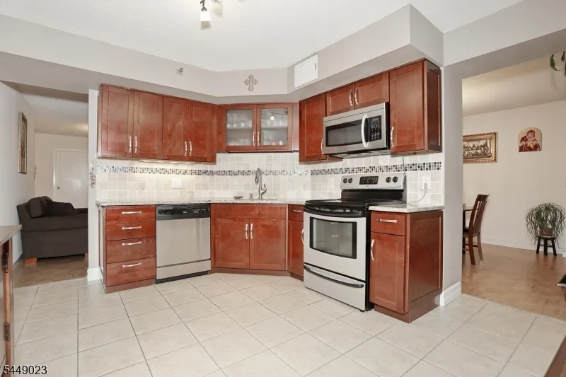 316 Prospect Ave #4K Unit 4K Hackensack City, NJ 07601