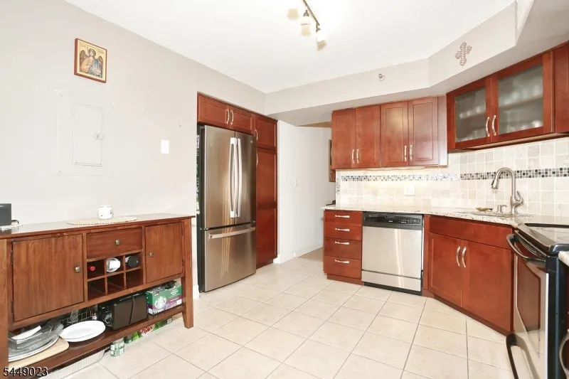 316 Prospect Ave #4K Unit 4K Hackensack City, NJ 07601