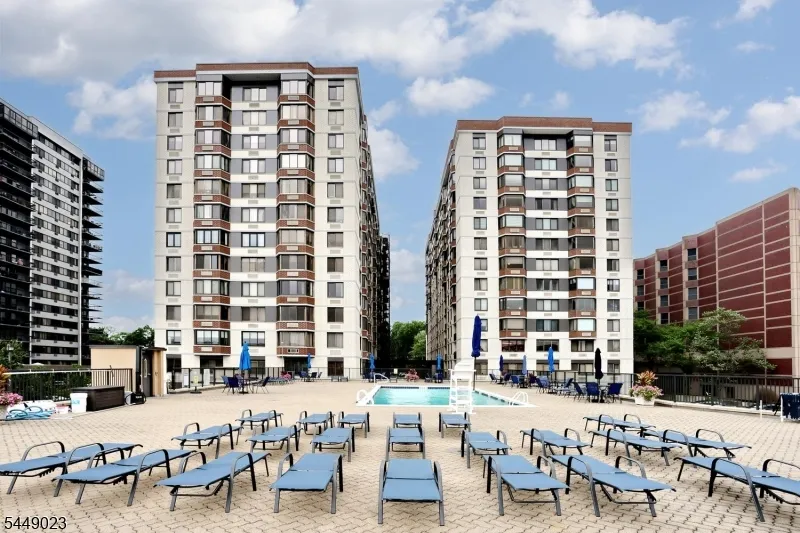 316 Prospect Ave #4K Unit 4K Hackensack City, NJ 07601
