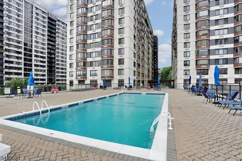 316 Prospect Ave #4K Unit 4K Hackensack City, NJ 07601