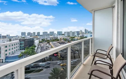 18001 Collins Ave #717