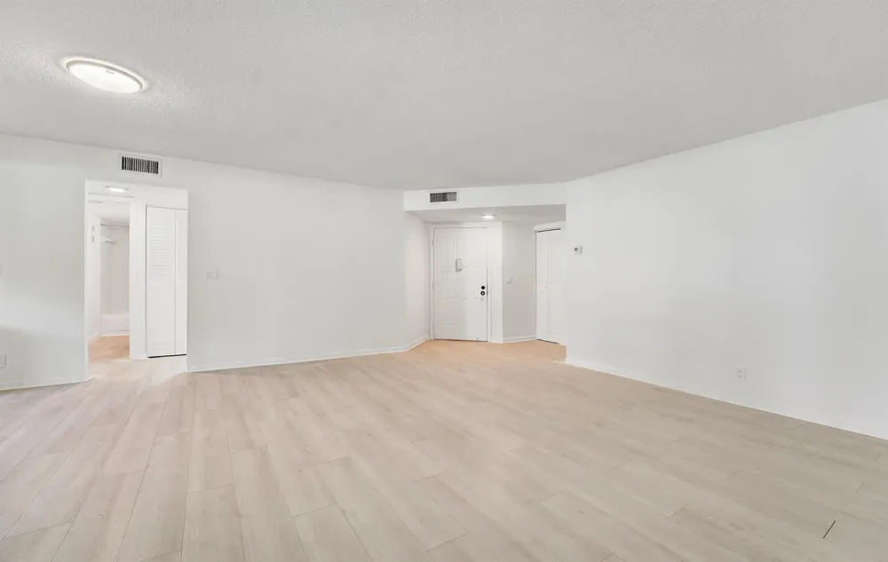 3359 Lucerne Park Drive 