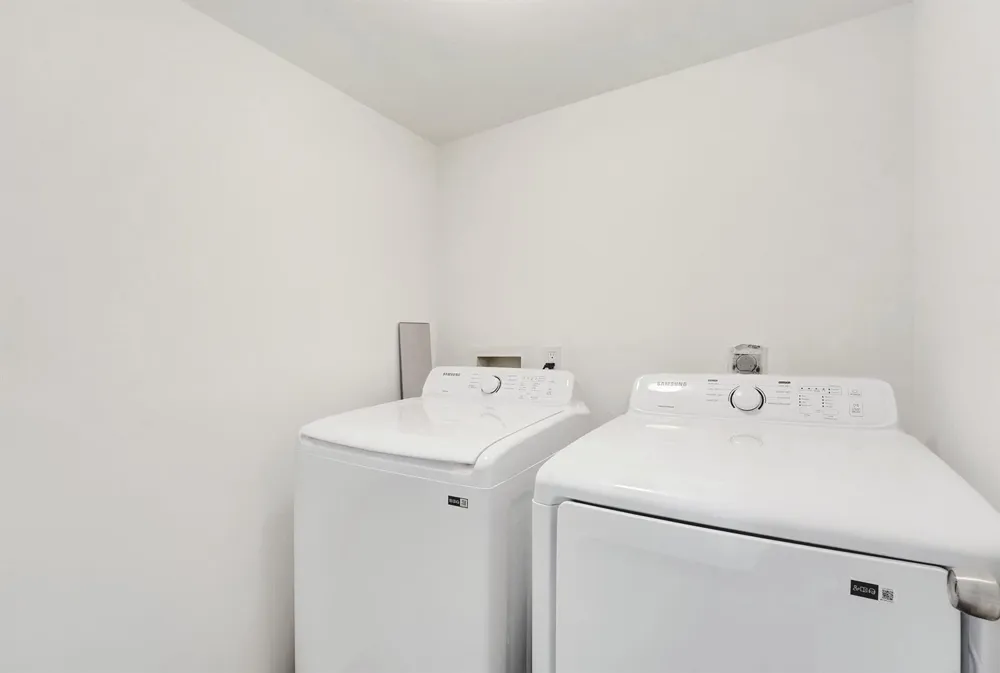 3359 Lucerne Park Drive 