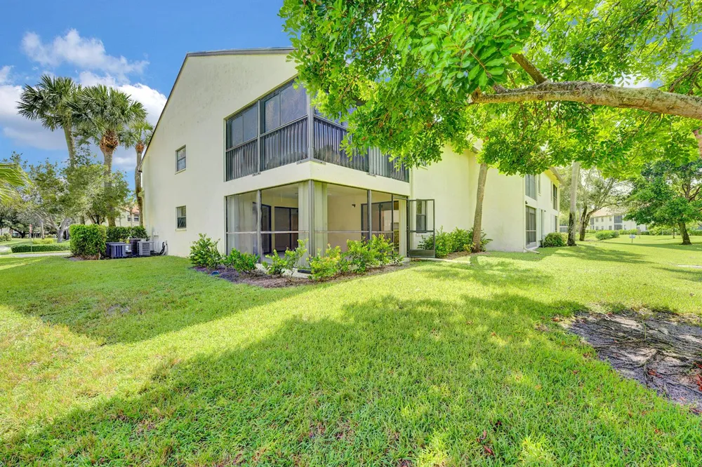 3359 Lucerne Park Drive 