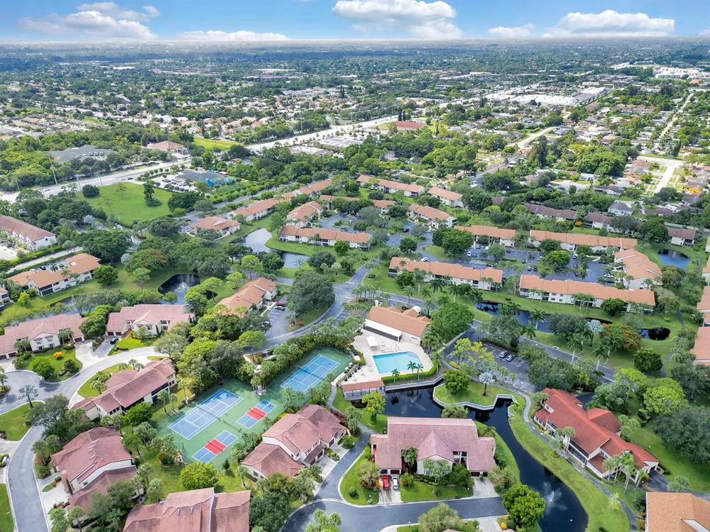 3359 Lucerne Park Drive 