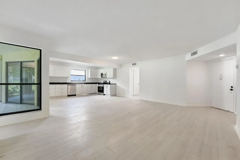 3359 Lucerne Park Drive 