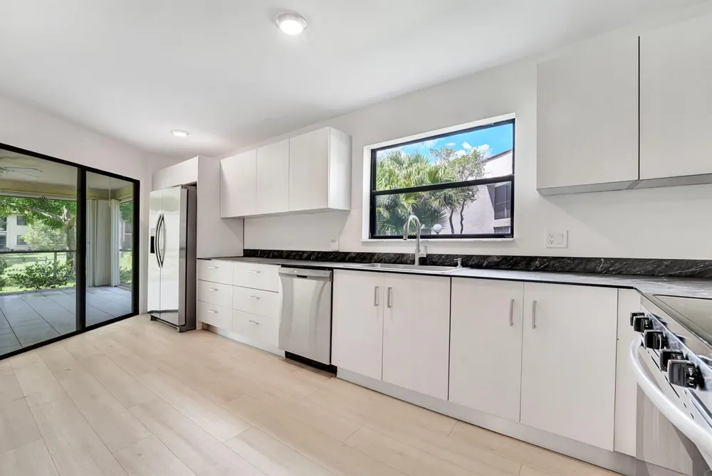 3359 Lucerne Park Drive 