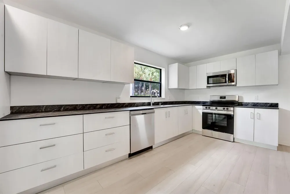 3359 Lucerne Park Drive 