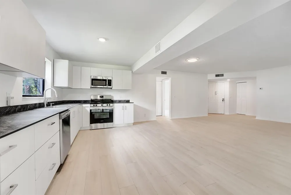 3359 Lucerne Park Drive 