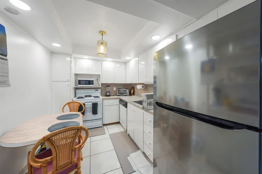 1200 Saint Charles Place #509 Pembroke Pines, FL 33026