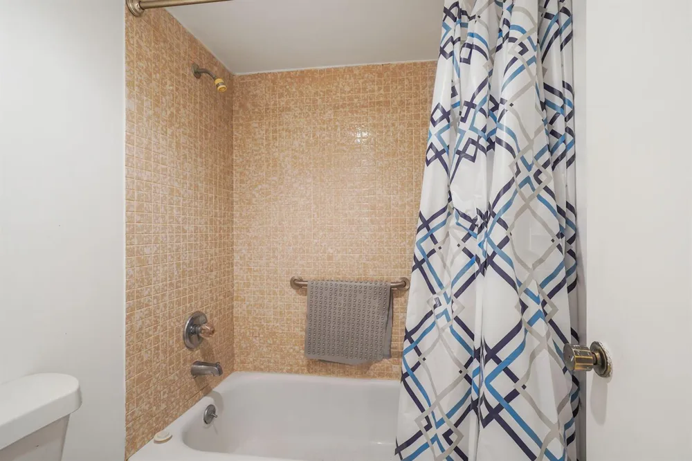 1200 Saint Charles Place #509 Pembroke Pines, FL 33026