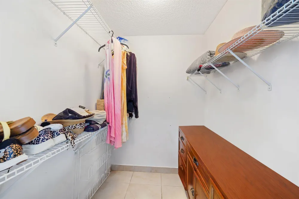 1200 Saint Charles Place #509 Pembroke Pines, FL 33026
