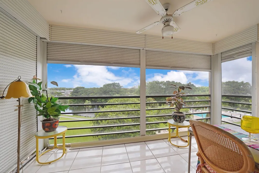 1200 Saint Charles Place #509 Pembroke Pines, FL 33026