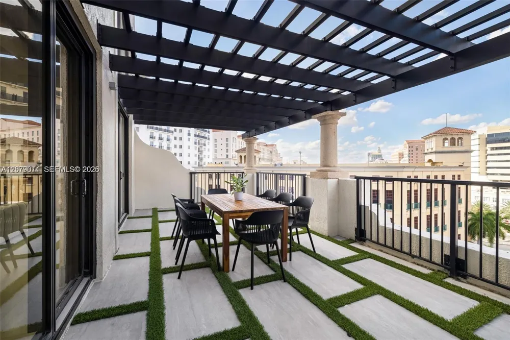 55 Merrick Way #808 Coral Gables, FL 33134