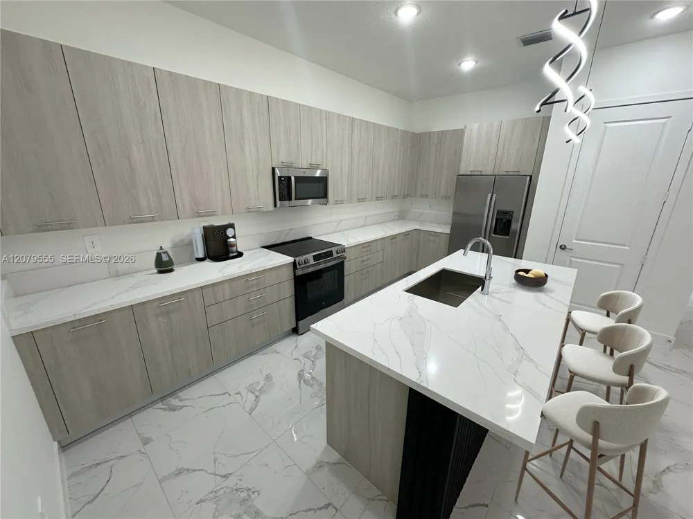 12273 SW 44th St Davie, FL 33330