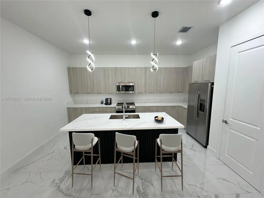 12273 SW 44th St Davie, FL 33330