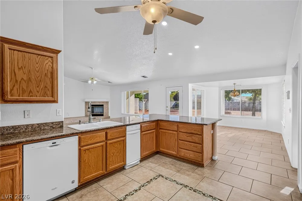 5241 Graystone Drive Pahrump, NV 89061