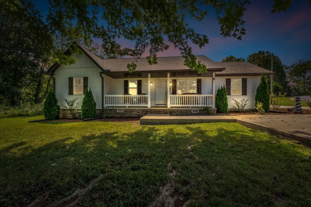 317 Jack Porter Rd Lafayette, TN 37083