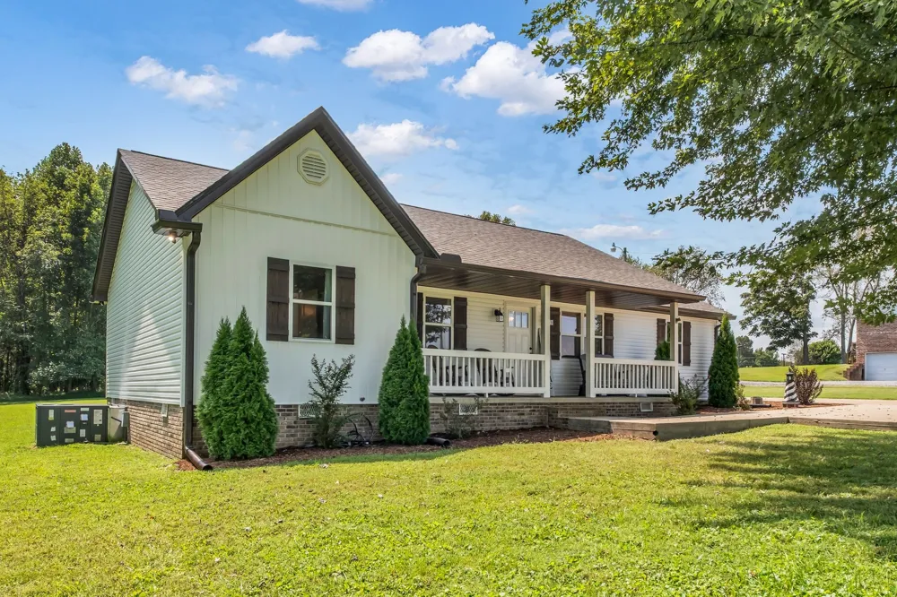 317 Jack Porter Rd Lafayette, TN 37083