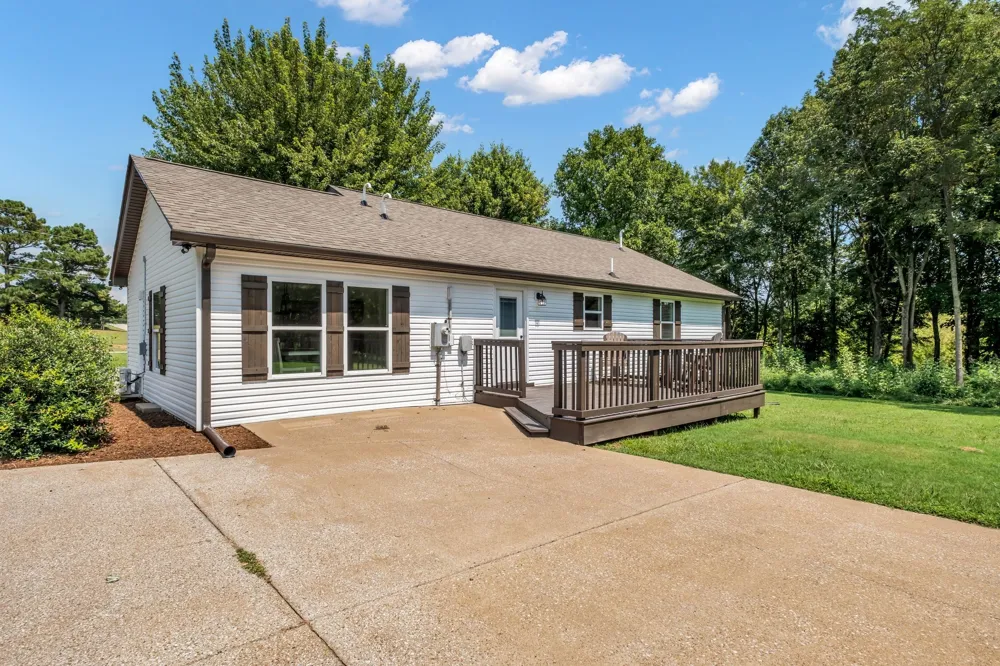 317 Jack Porter Rd Lafayette, TN 37083