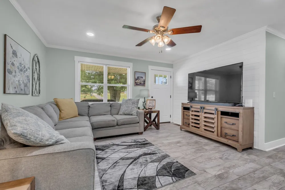317 Jack Porter Rd Lafayette, TN 37083