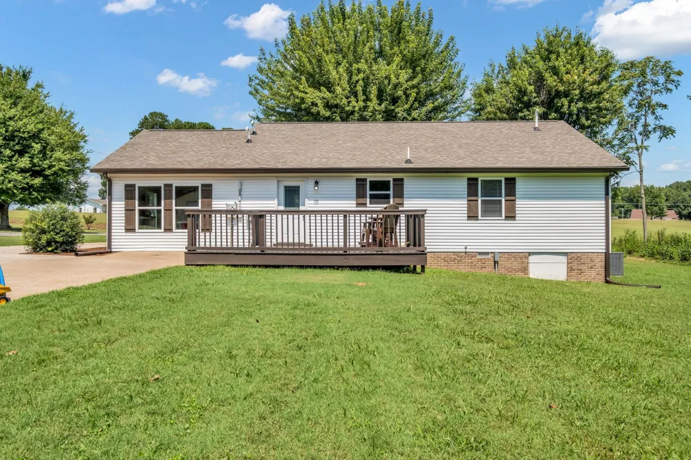 317 Jack Porter Rd Lafayette, TN 37083