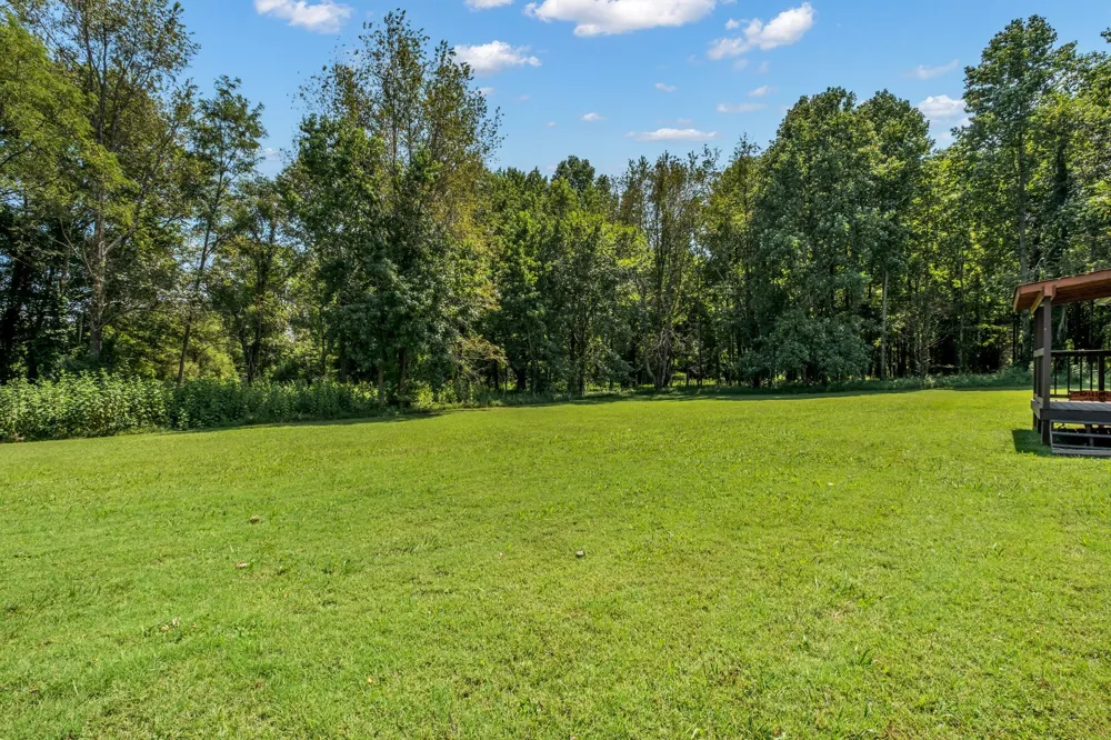 317 Jack Porter Rd Lafayette, TN 37083