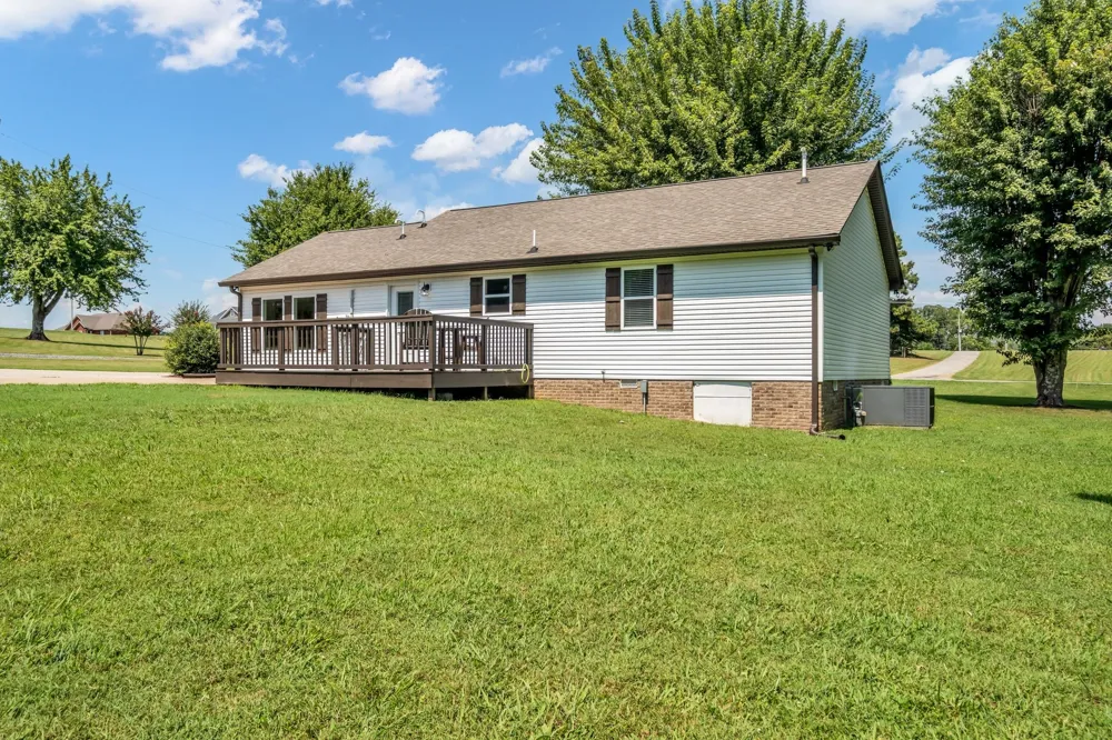 317 Jack Porter Rd Lafayette, TN 37083