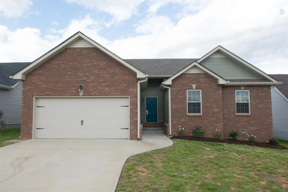 839 Shelton Cir Clarksville, TN 37042