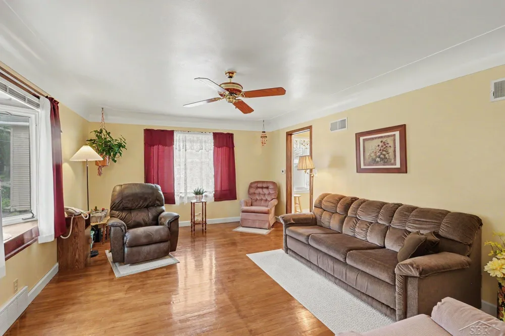 304 E Jeanette Street Bay City City, MI 48706
