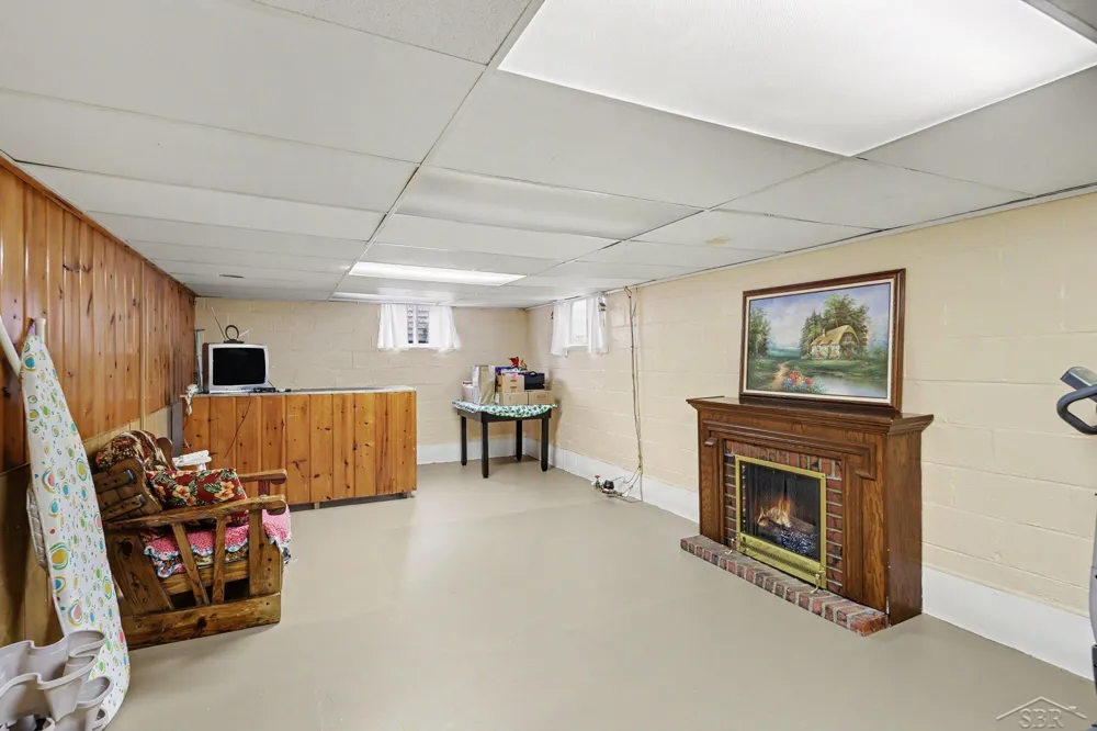 304 E Jeanette Street Bay City City, MI 48706