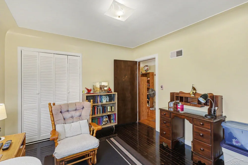 304 E Jeanette Street Bay City City, MI 48706