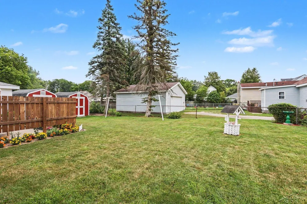 304 E Jeanette Street Bay City City, MI 48706